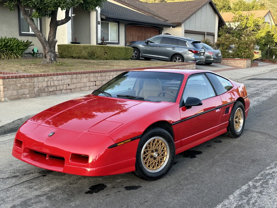 1988 Pontiac Fiero GT - Image 5 of 31
