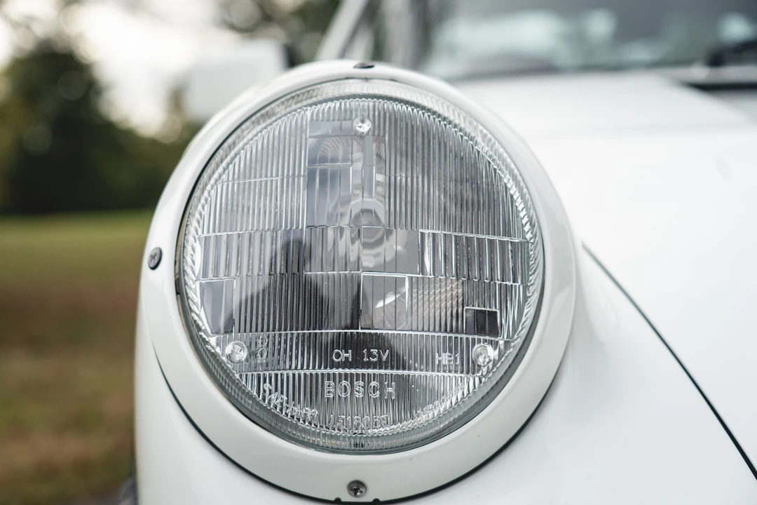 1988 Porsche 911 Carrera 3.2 - Image 21 of 31