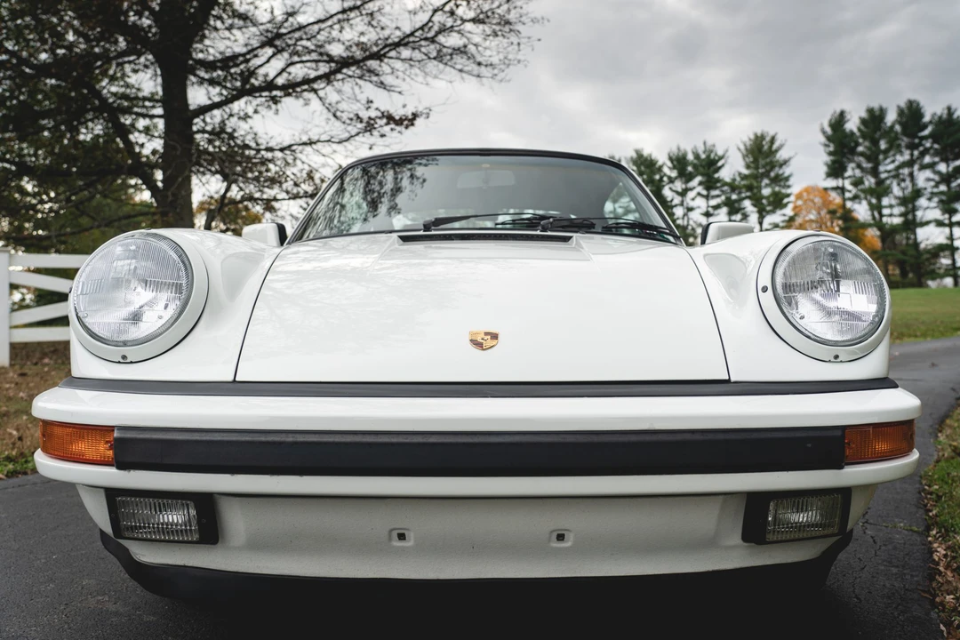 1988 Porsche 911 Carrera 3.2 - Image 20 of 31