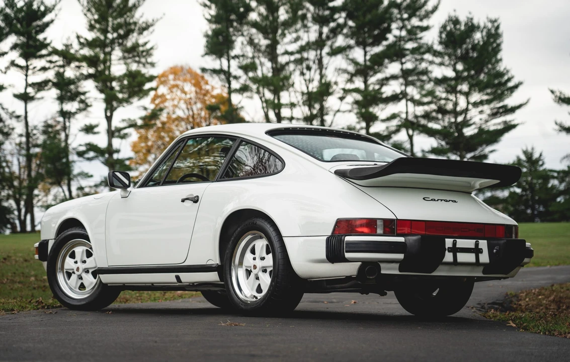 1988 Porsche 911 Carrera 3.2 - Image 12 of 31