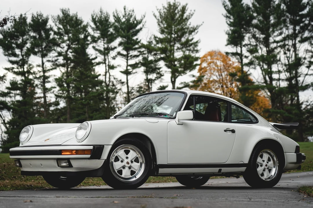 1988 Porsche 911 Carrera 3.2 - Image 15 of 31