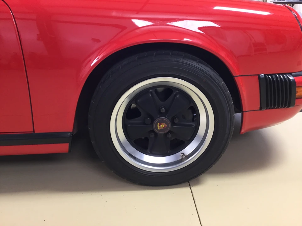 1988 Porsche 911 Carrera 3.2 - Image 30 of 31