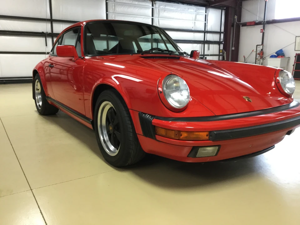 1988 Porsche 911 Carrera 3.2 - Image 21 of 31