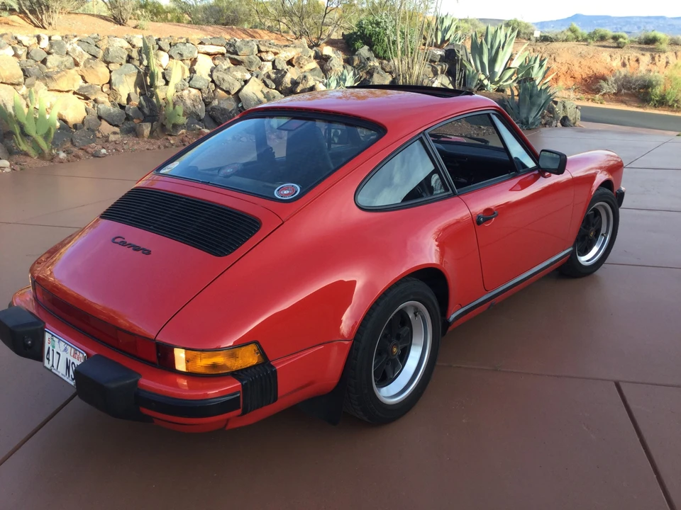 1988 Porsche 911 Carrera 3.2 - Image 14 of 31
