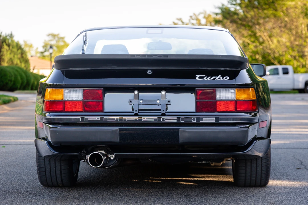 1988 Porsche 944 Turbo - Image 11 of 31