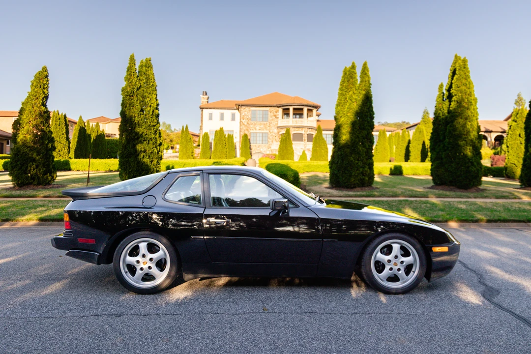 1988 Porsche 944 Turbo - Image 8 of 31