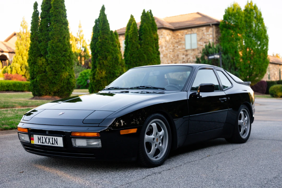 1988 Porsche 944 Turbo - Image 2 of 31