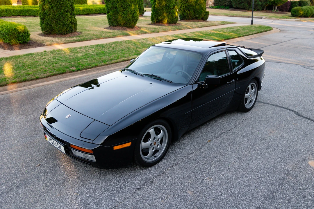 1988 Porsche 944 Turbo - Image 17 of 31