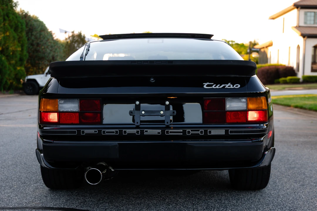 1988 Porsche 944 Turbo - Image 10 of 31