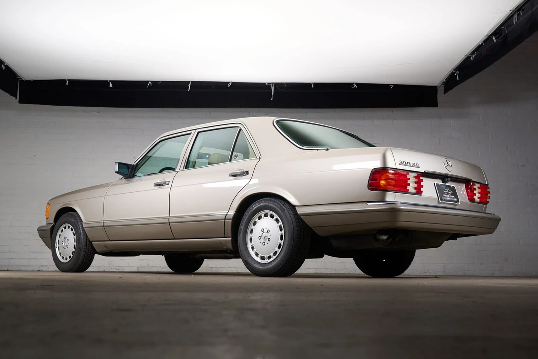 1989 Mercedes-Benz W112 - Image 13 of 31