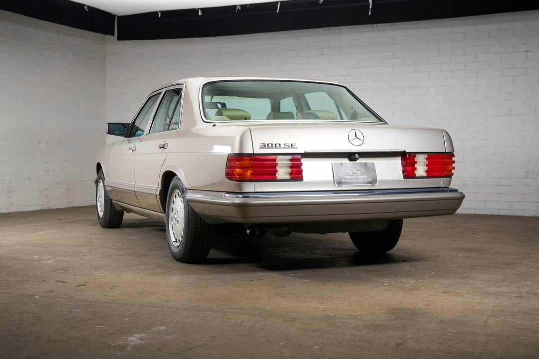 1989 Mercedes-Benz W112 - Image 16 of 31
