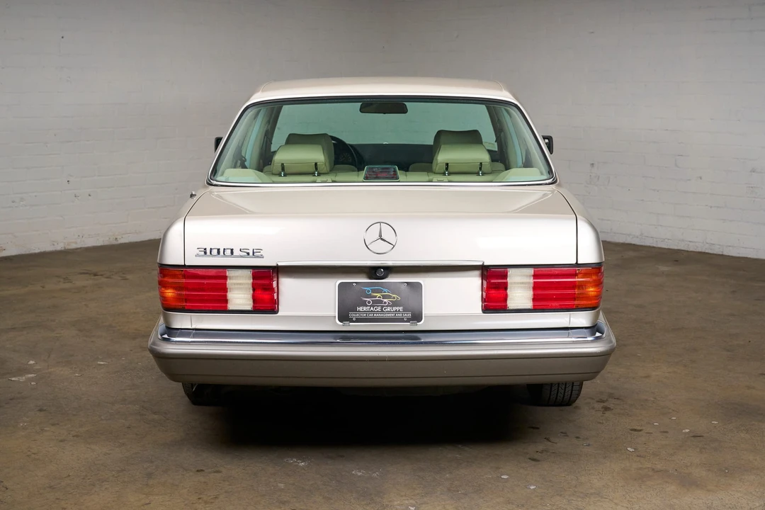 1989 Mercedes-Benz W112 - Image 20 of 31