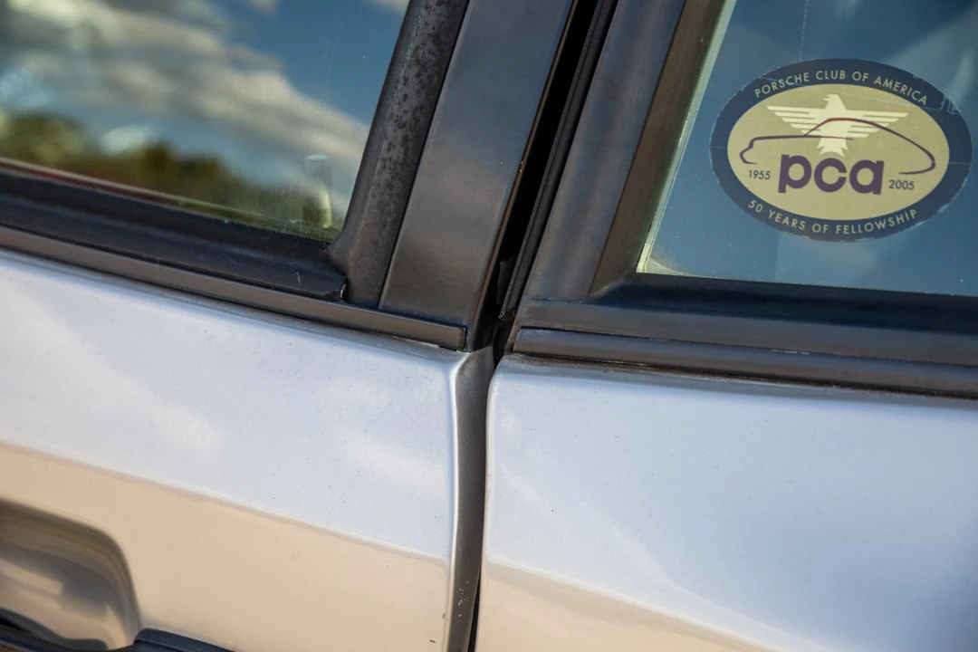 1989 Porsche 944 S2 - Image 25 of 31