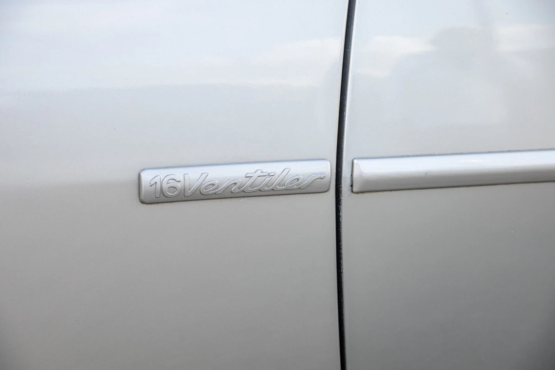 1989 Porsche 944 S2 - Image 20 of 31