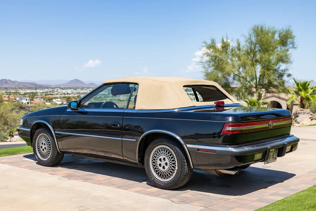 1990 Chrysler TC by Maserati - Image 6 of 31