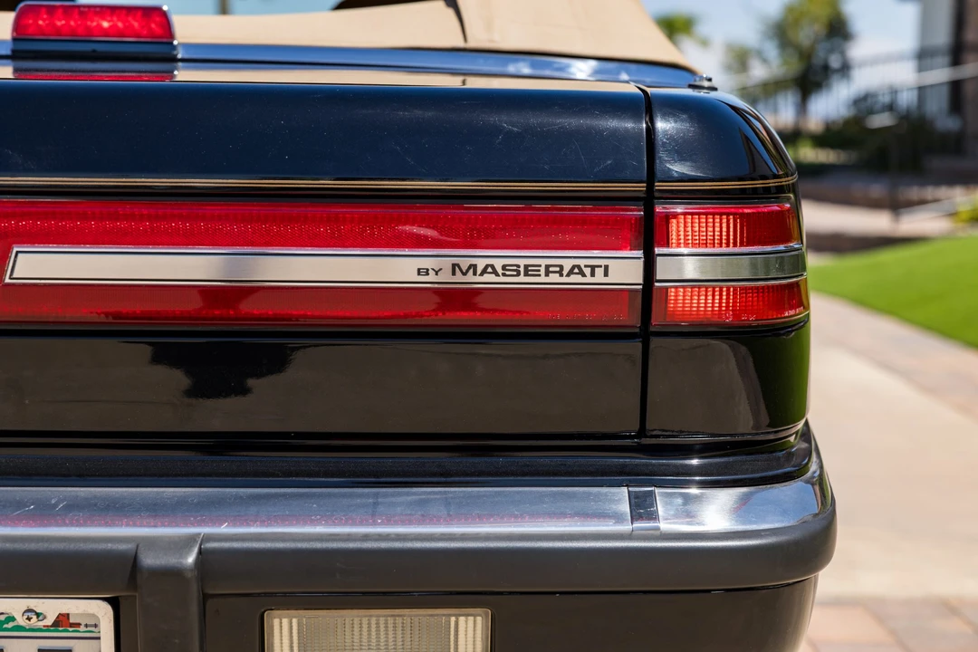1990 Chrysler TC by Maserati - Image 27 of 31