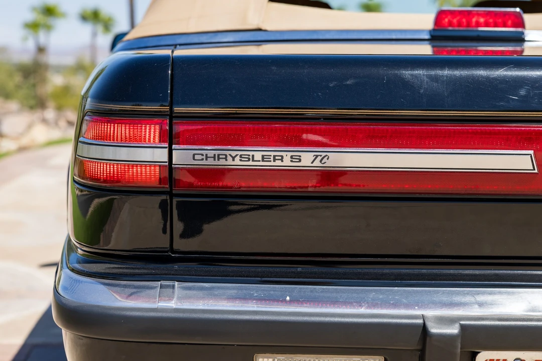1990 Chrysler TC by Maserati - Image 26 of 31