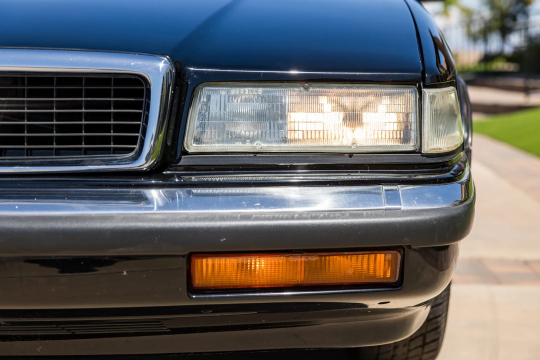1990 Chrysler TC by Maserati - Image 23 of 31