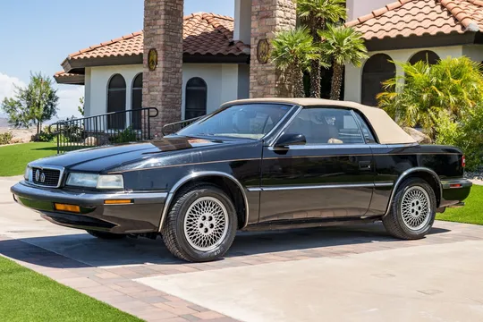 1990 Chrysler TC by Maserati