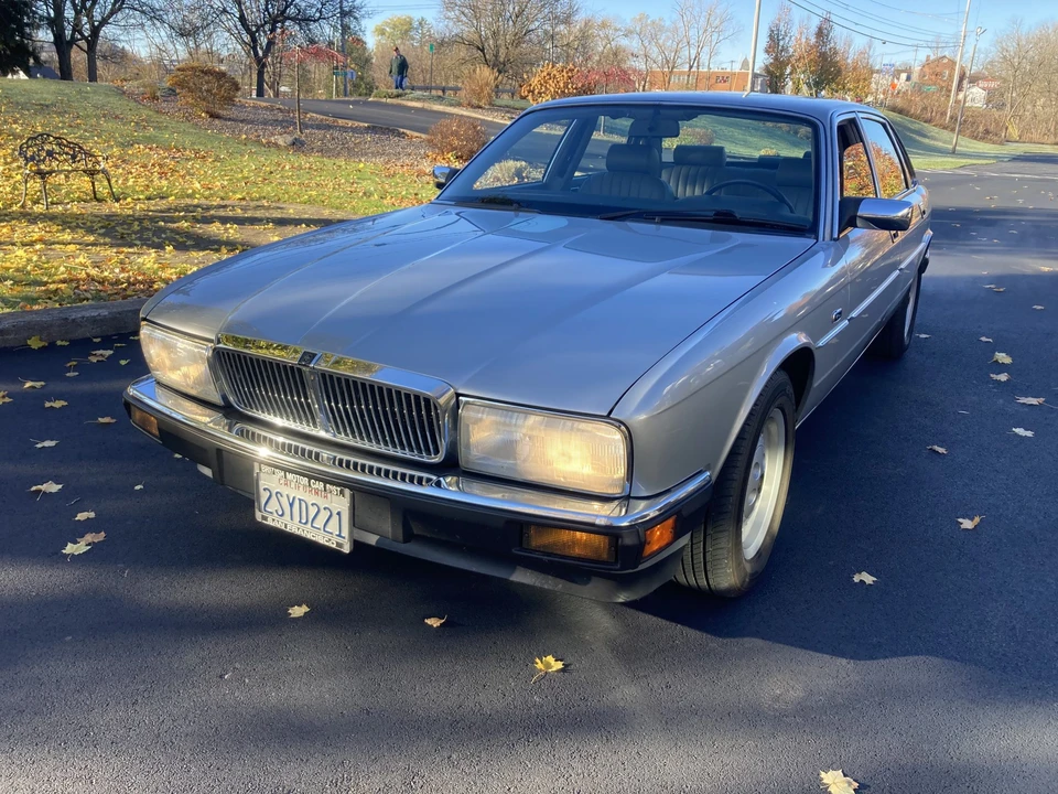 1990 Jaguar XJ40 XJ - Image 12 of 31
