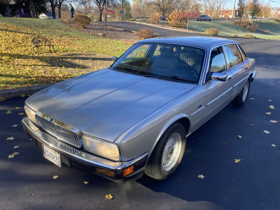 1990 Jaguar XJ40 XJ - Image 3 of 31