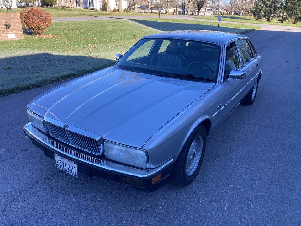 1990 Jaguar XJ40 XJ - Image 8 of 31