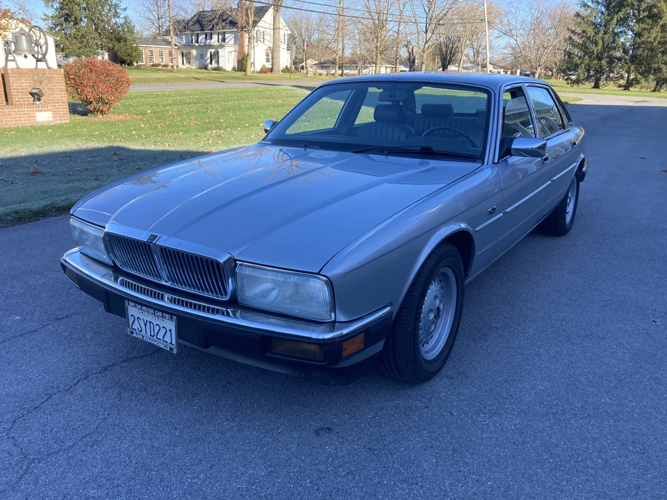 1990 Jaguar XJ40 XJ - Image 9 of 31