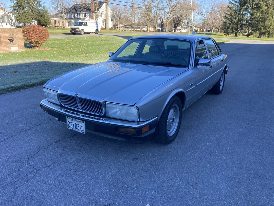 1990 Jaguar XJ40 XJ - Image 11 of 31
