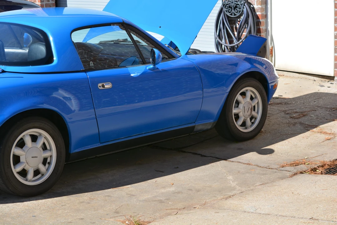 1990 Mazda NA MX-5 Miata - Image 18 of 31
