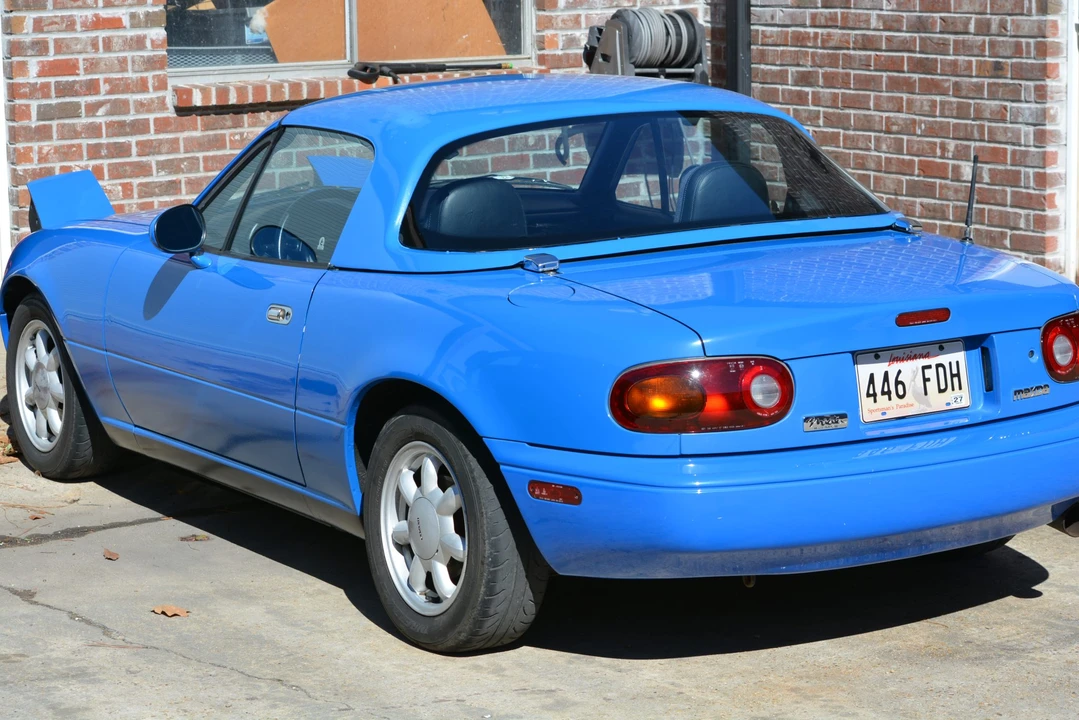 1990 Mazda NA MX-5 Miata - Image 24 of 31