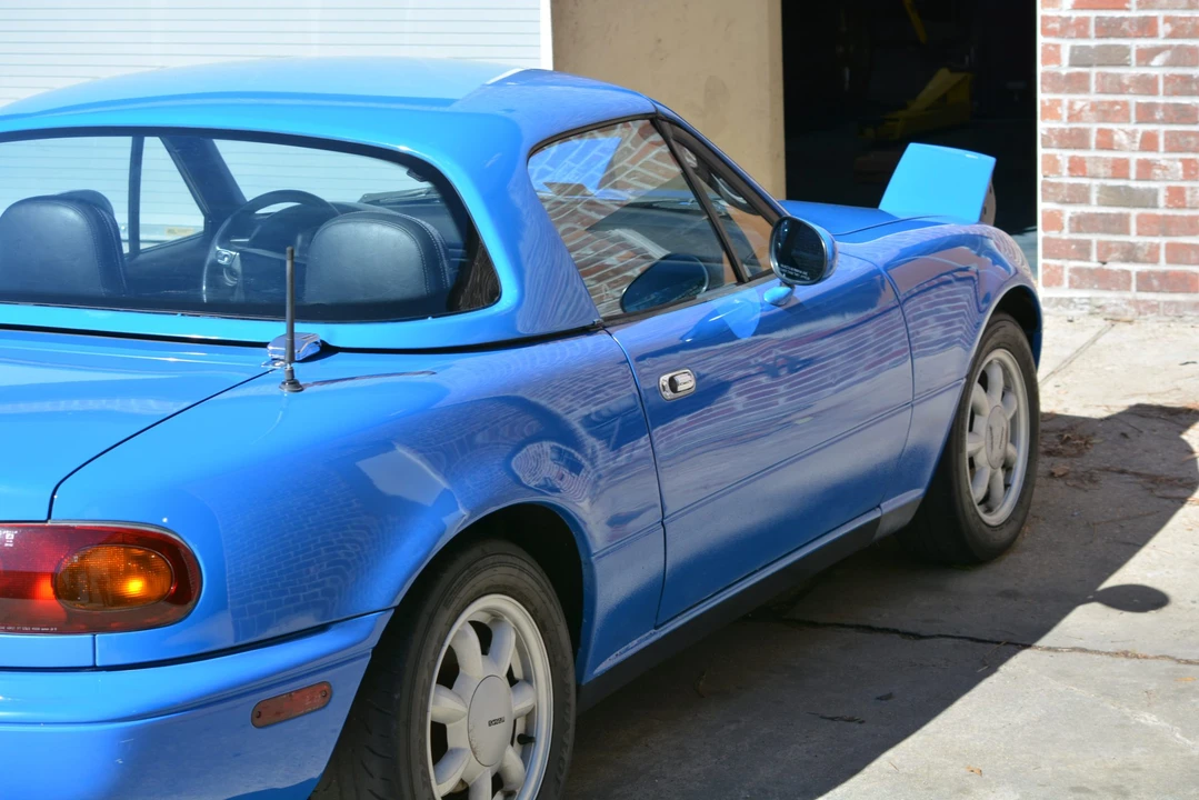 1990 Mazda NA MX-5 Miata - Image 27 of 31