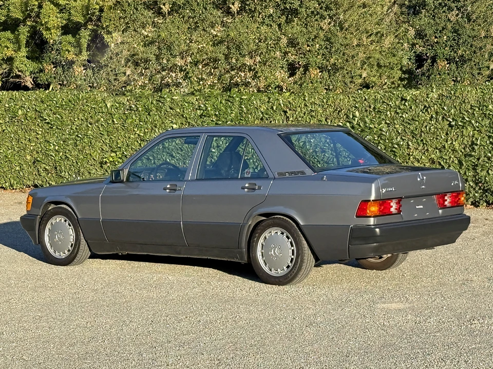 1990 Mercedes-Benz 190E - Image 8 of 31