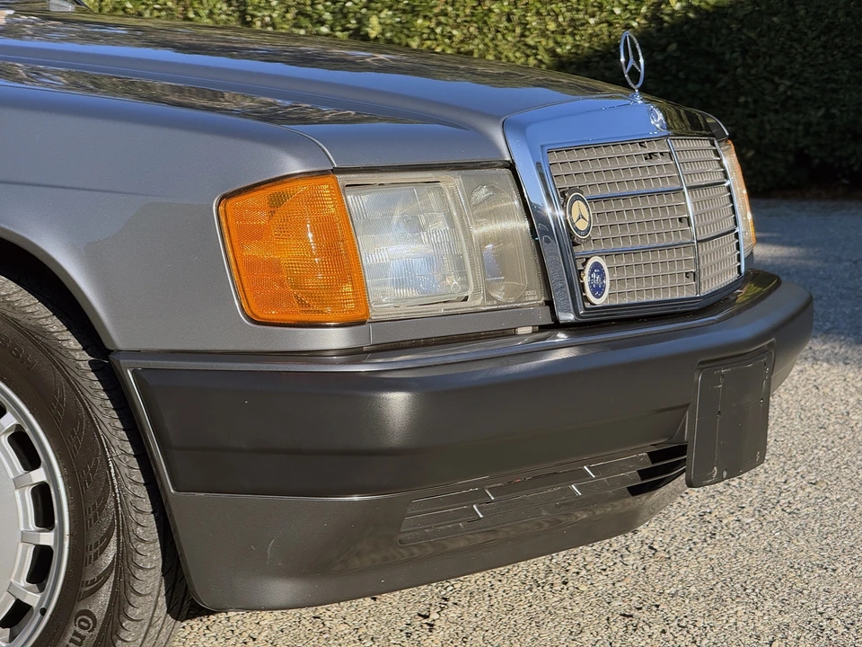 1990 Mercedes-Benz 190E - Image 31 of 31
