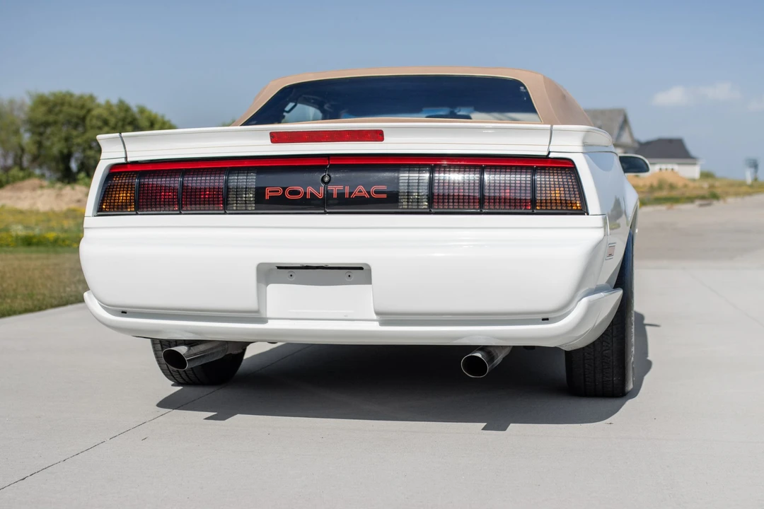 1991 Pontiac Firebird Trans Am 3rd Gen - Image 4 of 31