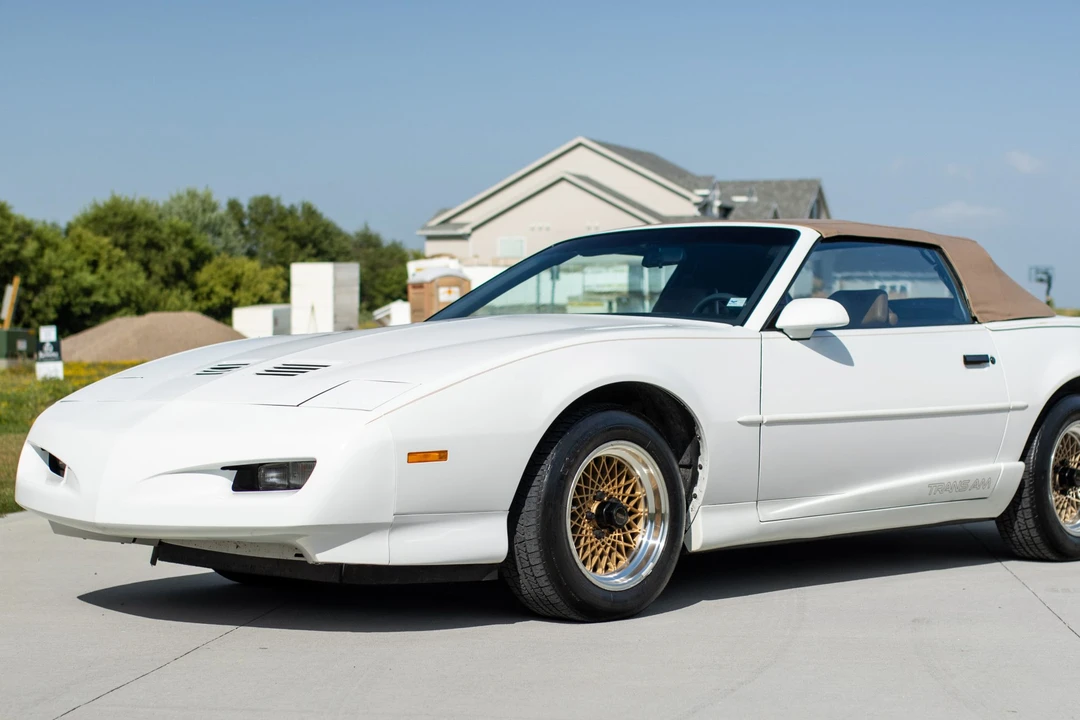 1991 Pontiac Firebird Trans Am 3rd Gen - Image 24 of 31