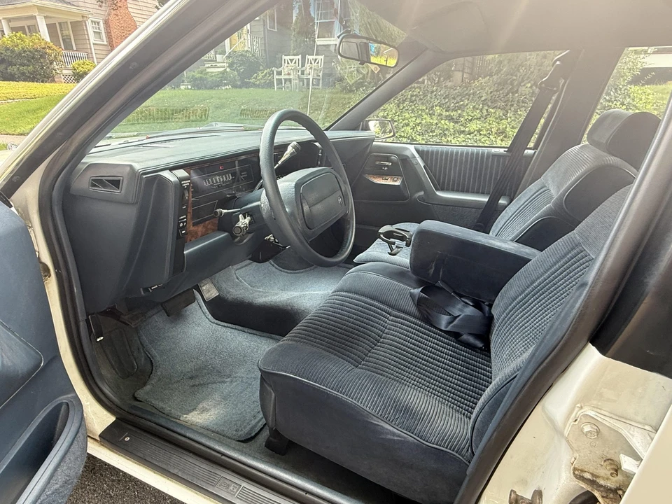 1993 Buick Century - Image 21 of 31