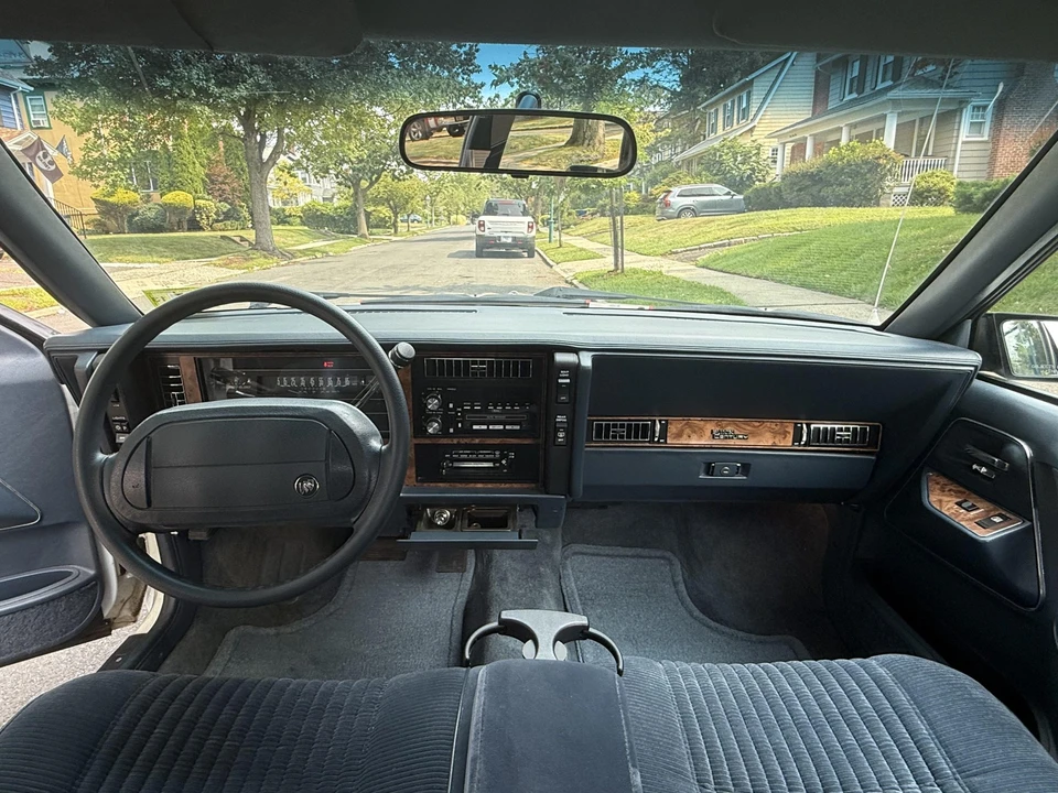 1993 Buick Century - Image 25 of 31