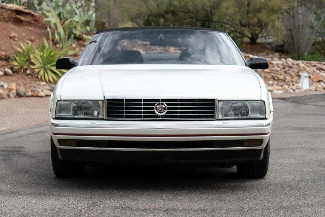 1993 Cadillac Allante - Image 10 of 31