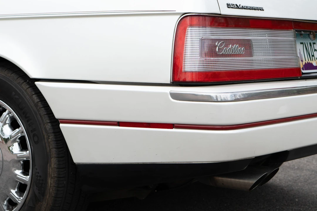 1993 Cadillac Allante - Image 27 of 31