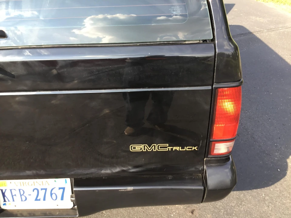 1993 GMC S-15 Jimmy 1st Gen - Image 25 of 31