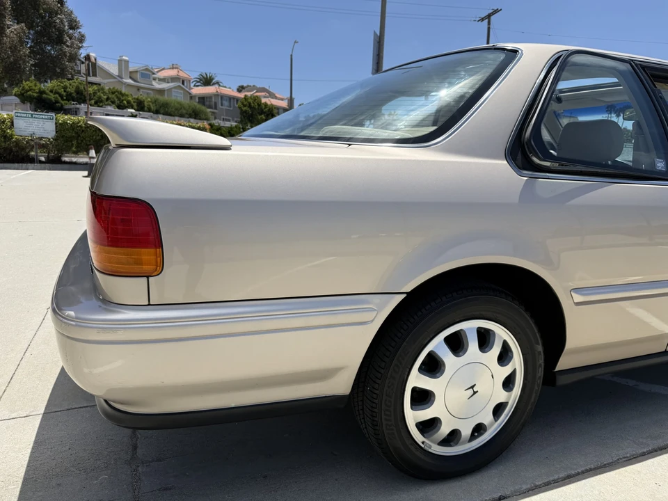 1993 Honda Accord 4th Gen - Image 22 of 31