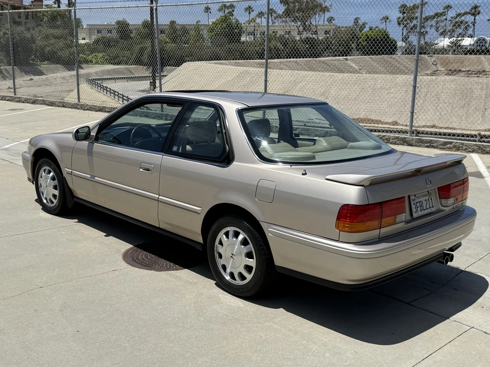 1993 Honda Accord 4th Gen - Image 15 of 31
