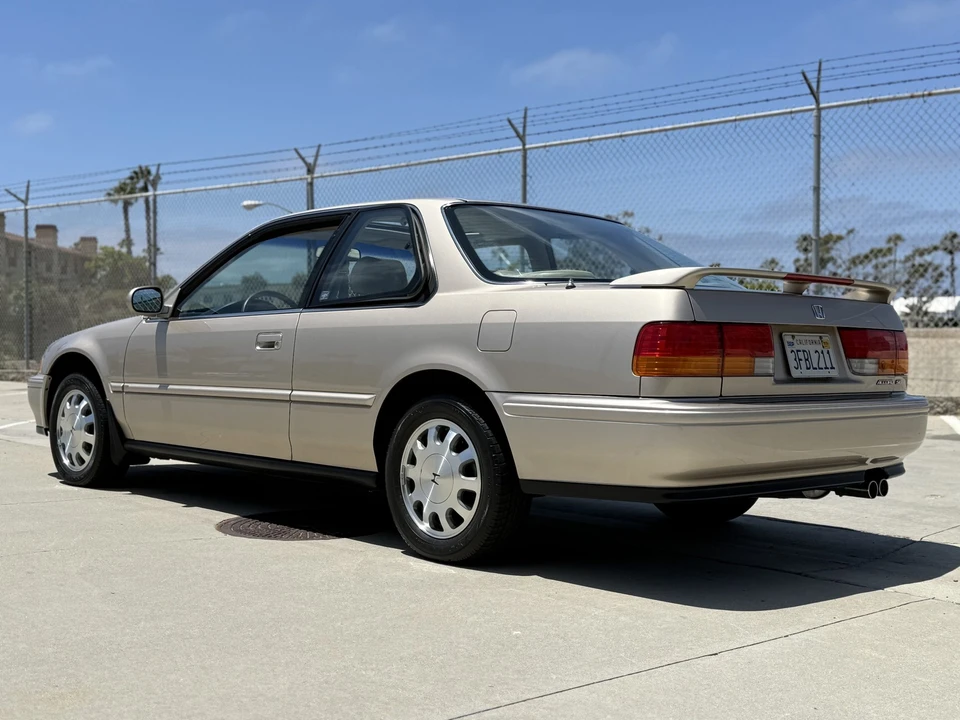 1993 Honda Accord 4th Gen - Image 14 of 31