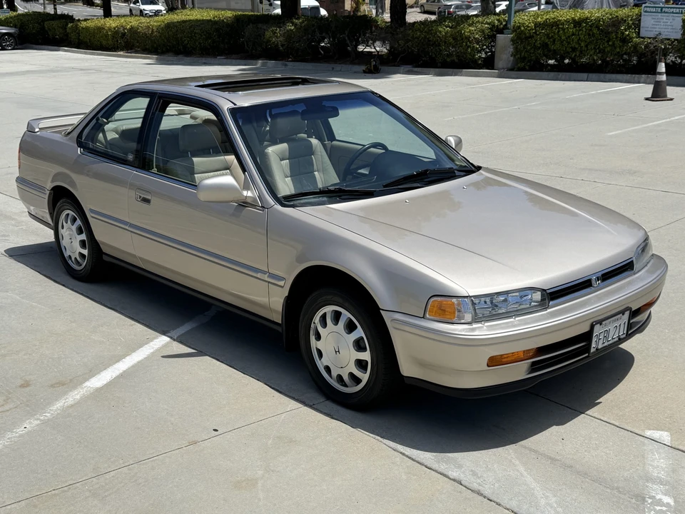 1993 Honda Accord 4th Gen - Image 6 of 31