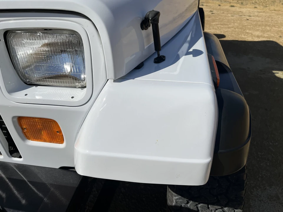 1993 Jeep YJ Wrangler - Image 27 of 31
