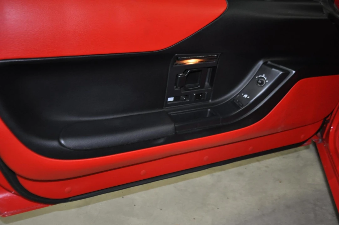 1994 Chevrolet Corvette C4 - Image 18 of 31