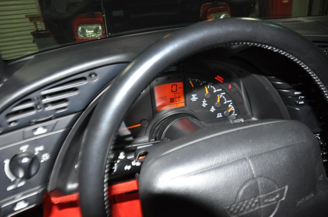1994 Chevrolet Corvette C4 - Image 25 of 31