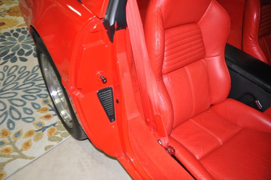 1994 Chevrolet Corvette C4 - Image 22 of 31