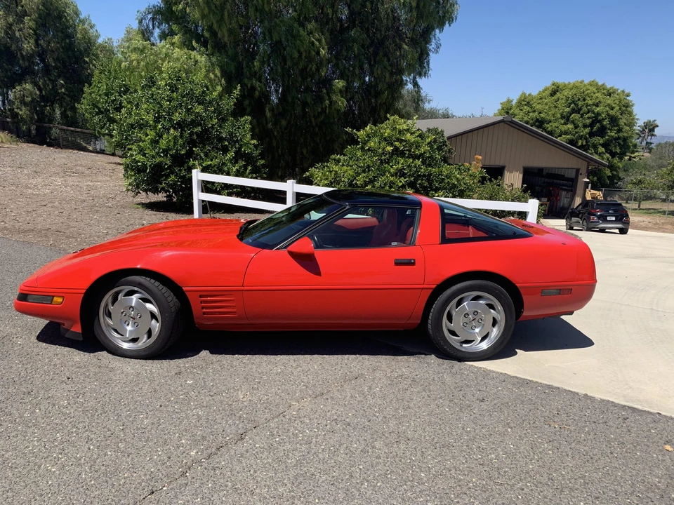 1994 Chevrolet Corvette C4 - Image 6 of 31
