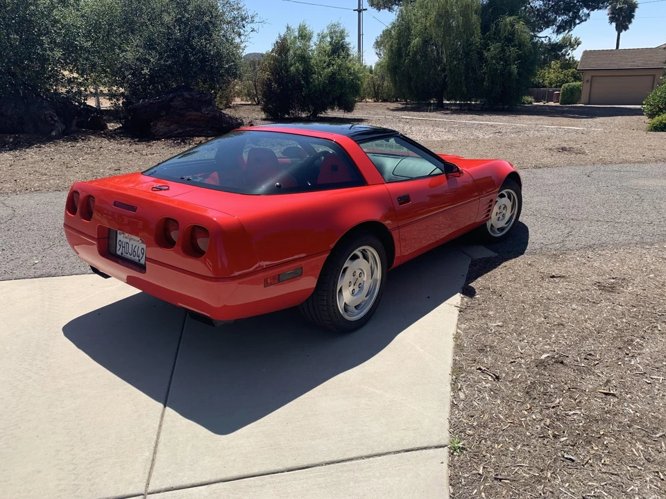 1994 Chevrolet Corvette C4 - Image 9 of 31